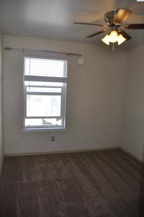 1645 NE Merman Dr #C-302, Pullman, WA 99163 photo 7