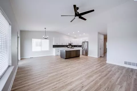 1390 SW Panorama Dr, Pullman, WA 99163 photo 6