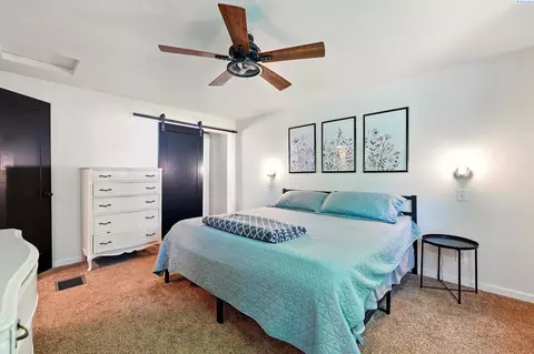 5511 W Wernett Rd, Pasco, WA 99301 photo 12