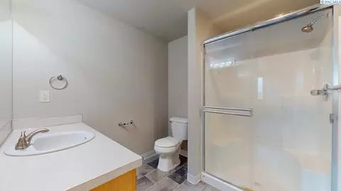 Bath - 8408 Studebaker Dr, Pasco, WA 99301 photo 1 of 2