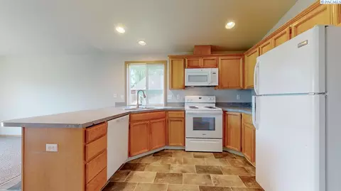 8408 Studebaker Dr, Pasco, WA 99301 photo 10