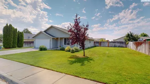 Exterior - 8408 Studebaker Dr, Pasco, WA 99301 photo 1 of 6