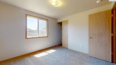 Bedroom - 8408 Studebaker Dr, Pasco, WA 99301 photo 6 of 6