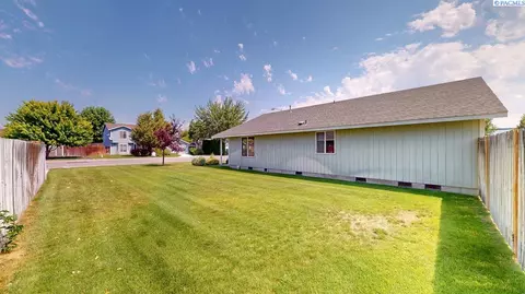 Exterior - 8408 Studebaker Dr, Pasco, WA 99301 photo 2 of 6