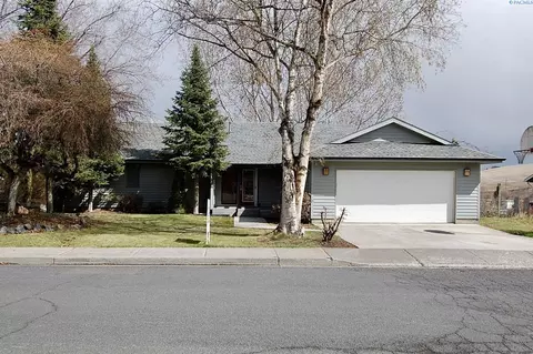 1000 SE Sunnymead Way, Pullman, WA 99163 photo 1