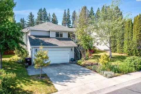 495 NW Robert St, Pullman, WA 99163 photo 1