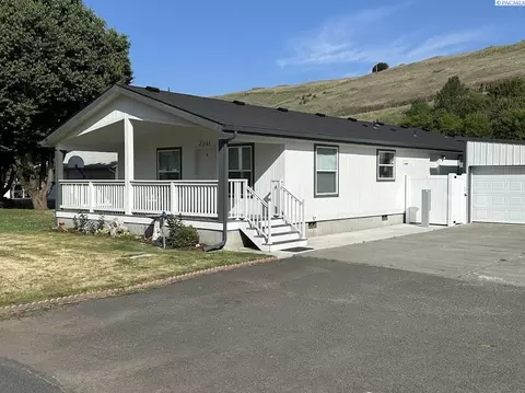 2001 N Cedar St, Colfax, WA 99111 photo 24