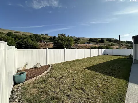 2001 N Cedar St, Colfax, WA 99111 photo 21