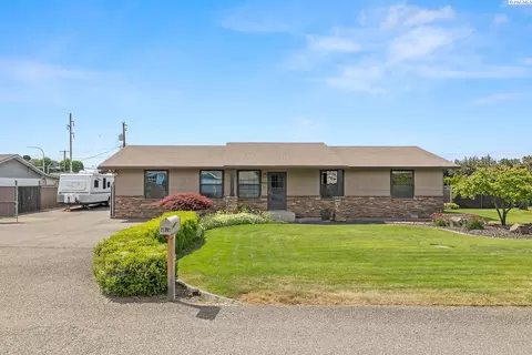 4016 W Ruby, Pasco, WA 99301 photo 2