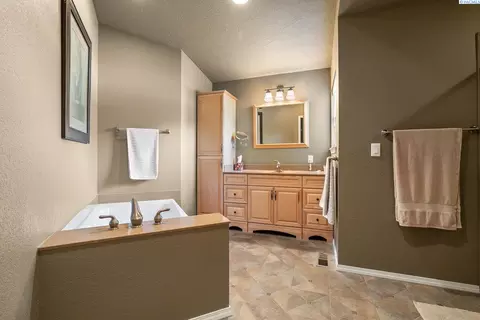 4016 W Ruby, Pasco, WA 99301 photo 24
