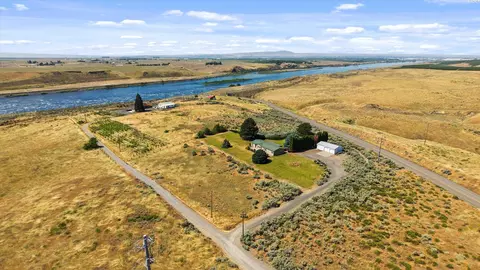 80 Robideaux Rd, Pasco, WA 99301 photo 1