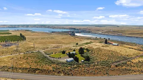 80 Robideaux Rd, Pasco, WA 99301 photo 2