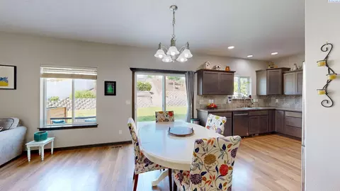 1025 SW Corral Ct, Pullman, WA 99163 photo 4