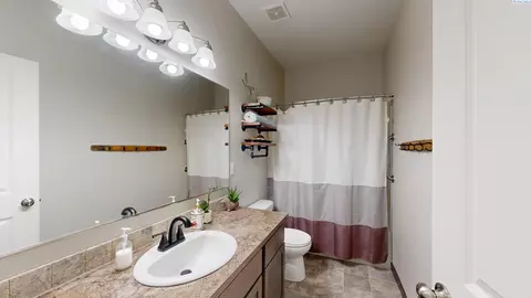 1025 SW Corral Ct, Pullman, WA 99163 photo 8