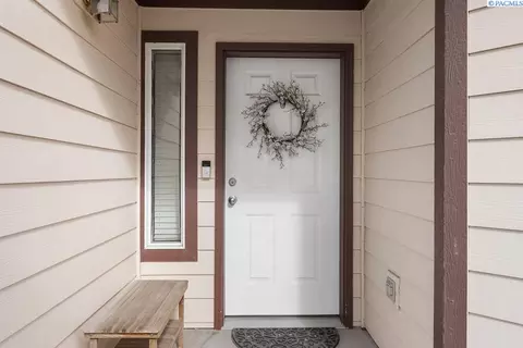 573-575 SE Shoemaker Pl, Pullman, WA 99163 photo 2