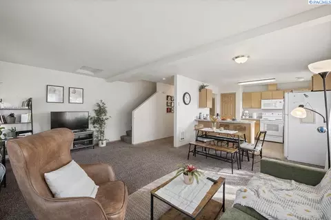 583-585 SE Shoemaker Pl, Pullman, WA 99163 photo 9