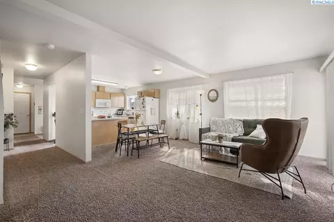 583-585 SE Shoemaker Pl, Pullman, WA 99163 photo 8