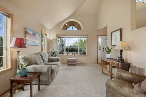 1700 NW Nicole Ct, Pullman, WA 99163 photo 4