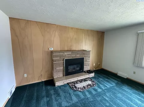 404 D St, Endicott, WA 99125 photo 9