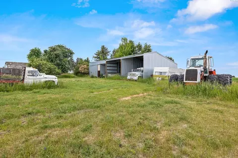 Exterior - 604 Mountain Rd, Pomeroy, WA 99347 photo 3 of 10