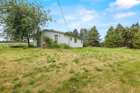 Exterior - 604 Mountain Rd, Pomeroy, WA 99347 photo 4 of 10