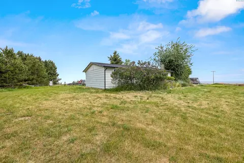 Exterior - 604 Mountain Rd, Pomeroy, WA 99347 photo 7 of 10