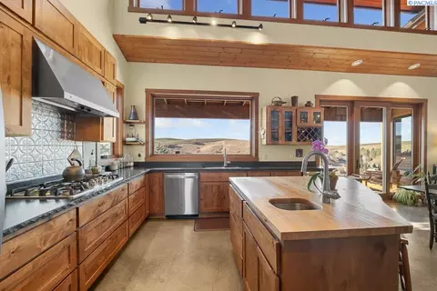 901 Brayton Rd, Pullman, WA 99163 photo 11