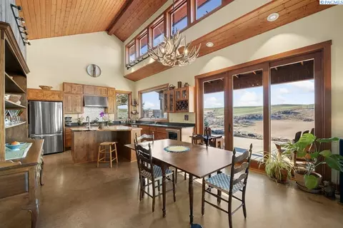 901 Brayton Rd, Pullman, WA 99163 photo 8