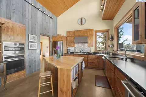 901 Brayton Rd, Pullman, WA 99163 photo 9