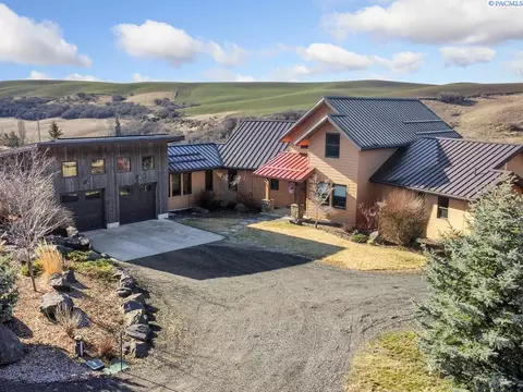 901 Brayton Rd, Pullman, WA 99163 photo 1