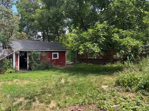 Exterior - 430 SE Kamiaken St, Pullman, WA 99163 photo 8 of 9