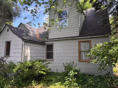 Exterior - 430 SE Kamiaken St, Pullman, WA 99163 photo 6 of 9