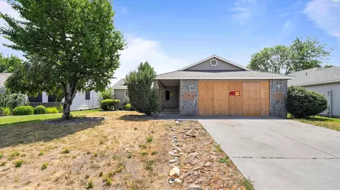 126 Willow Cir, Pasco, WA 99301 photo 1
