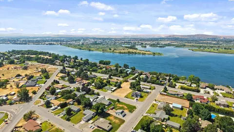 10033 Locust Ln, Pasco, WA 99301 photo 8