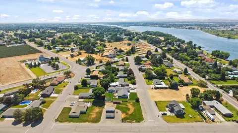 10033 Locust Ln, Pasco, WA 99301 photo 14