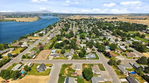 10033 Locust Ln, Pasco, WA 99301 photo 9