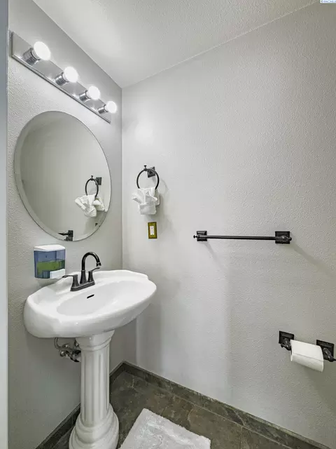 4431 Moline Ln, Pasco, WA 99301 photo 8