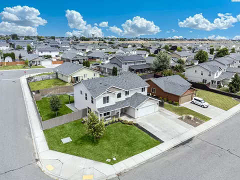 4431 Moline Ln, Pasco, WA 99301 photo 2