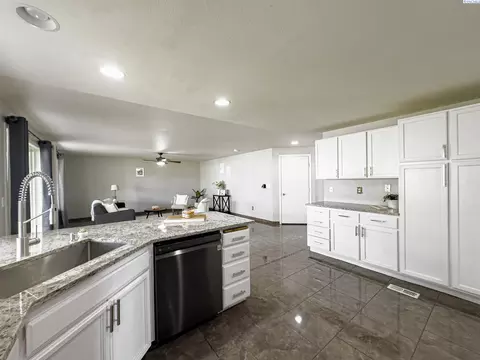 4431 Moline Ln, Pasco, WA 99301 photo 12