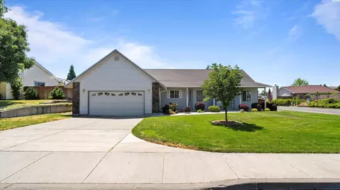 4318 Desert Pl, Pasco, WA 99301 photo 1
