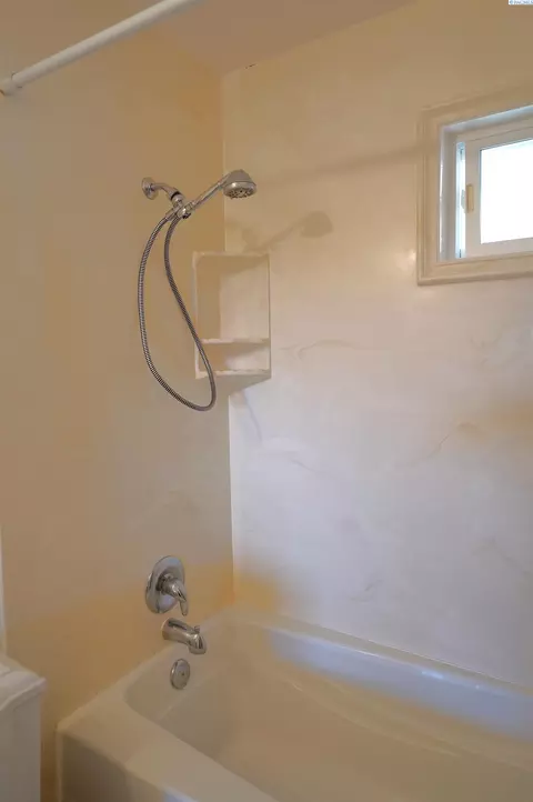 1010 NW Clifford, Pullman, WA 99163 photo 24