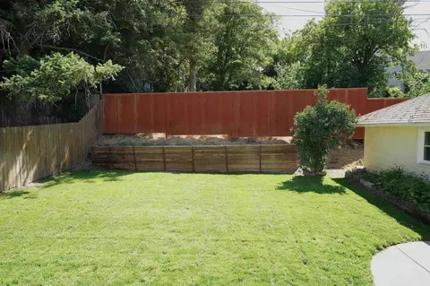 1010 NW Clifford, Pullman, WA 99163 photo 2