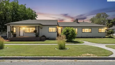 353 E Borah St, Connell, WA 99326