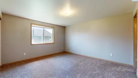 8411 Packard Dr, Pasco, WA 99301 photo 11
