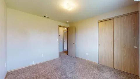 8411 Packard Dr, Pasco, WA 99301 photo 14