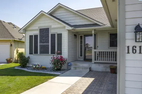 161 Henley Dr, Pasco, WA 99301 photo 5