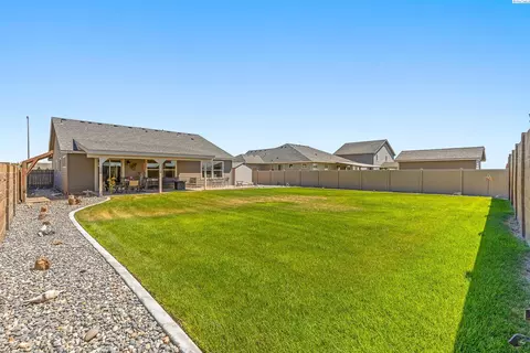 5602 Pierre Dr, Pasco, WA 99301 photo 24