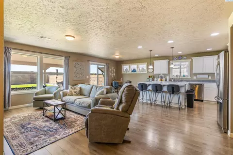 5602 Pierre Dr, Pasco, WA 99301 photo 14