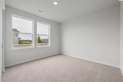 11322 Buckingham Dr, Pasco, WA 99301 photo 3