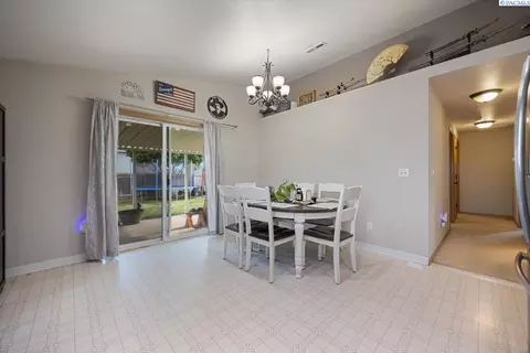 8404 Packard Dr, Pasco, WA 99301 photo 11